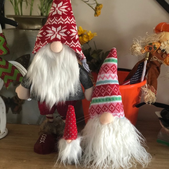 Meet your Posher!! - Picture 3 of 3